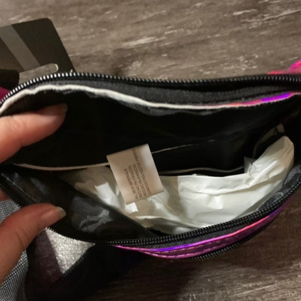 Waist‎ Pack - Picture 6 of 6